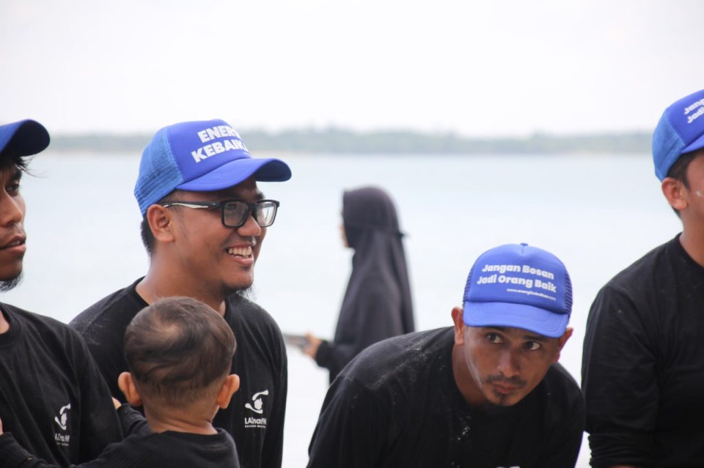 SUMBER KEBAHAGIAAN DAN KEBAIKAN